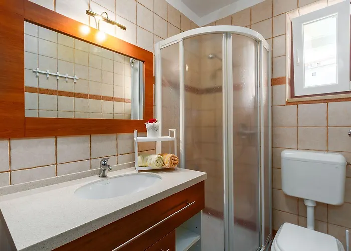 Apartmán Komfortables Wenige Minuten Zur Altstadt Von Und Zum Mit Garten Poreč