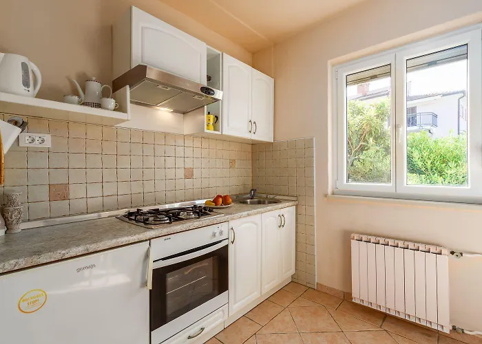Komfortables Wenige Minuten Zur Altstadt Von Und Zum Mit Garten Apartmán *