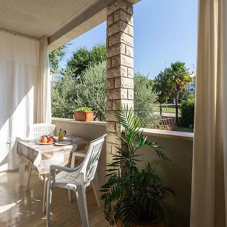 Komfortables Wenige Minuten Zur Altstadt Von Und Zum Mit Garten Apartment *