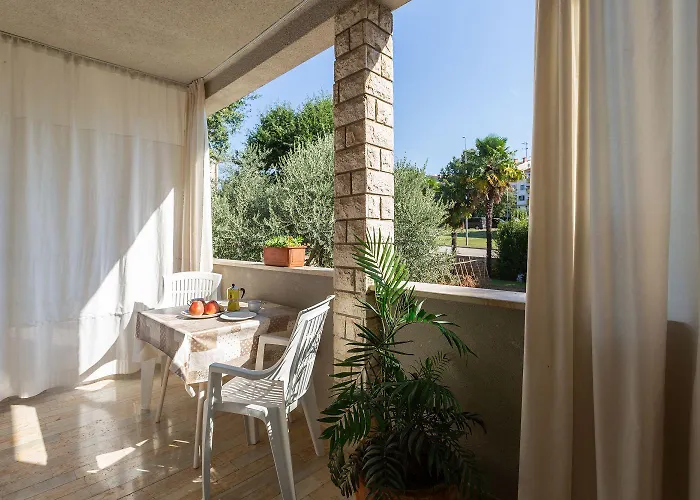 Komfortables Wenige Minuten Zur Altstadt Von Und Zum Mit Garten Apartamento *